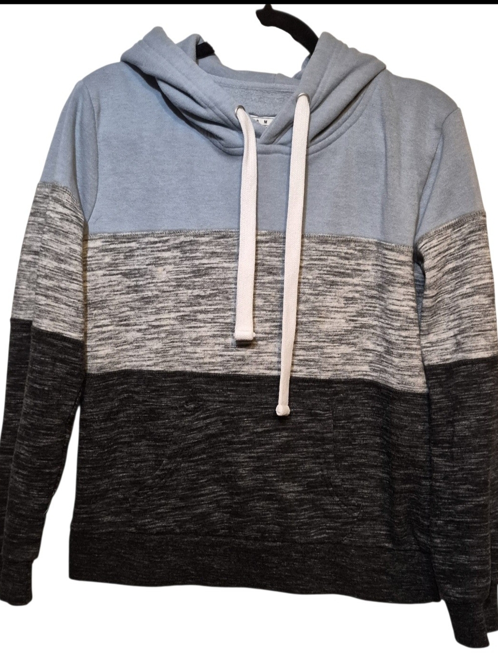 Reflex Colorblock Pullover Hoodie in Light Blue, Gray & Black